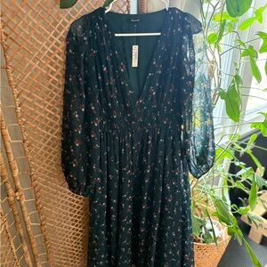 Floral dark green Dress